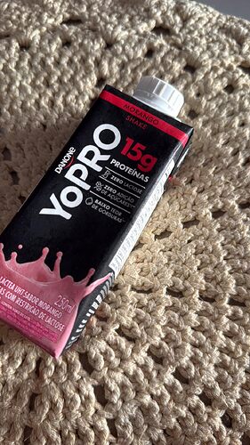 Iogurte Whey de morango vale a compra