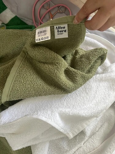 Altenburg ou Karsten: qual marca de toalha tem melhor custo-benefício