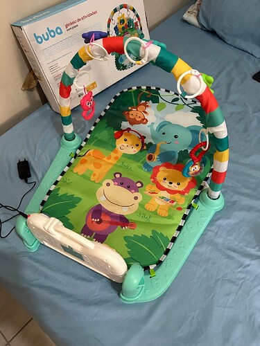 Buba Ginásio de Atividades com piano