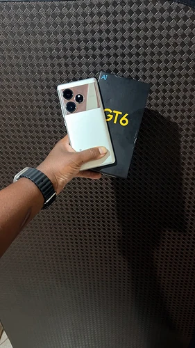 Smartphone custo-benefício Realme GT 6