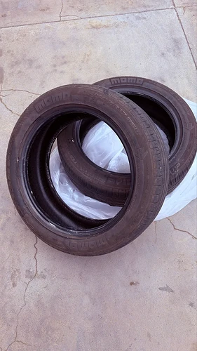 Pneu Momo Tires, uma das melhores marcas de pneus