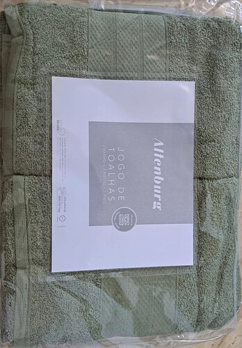 Altenburg ou Karsten: qual marca de toalha tem melhor custo-benefício