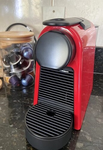 Cafeteira Essenza Mini