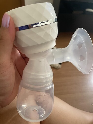 Bomba tira-leite elétrica ou manual: qual escolher